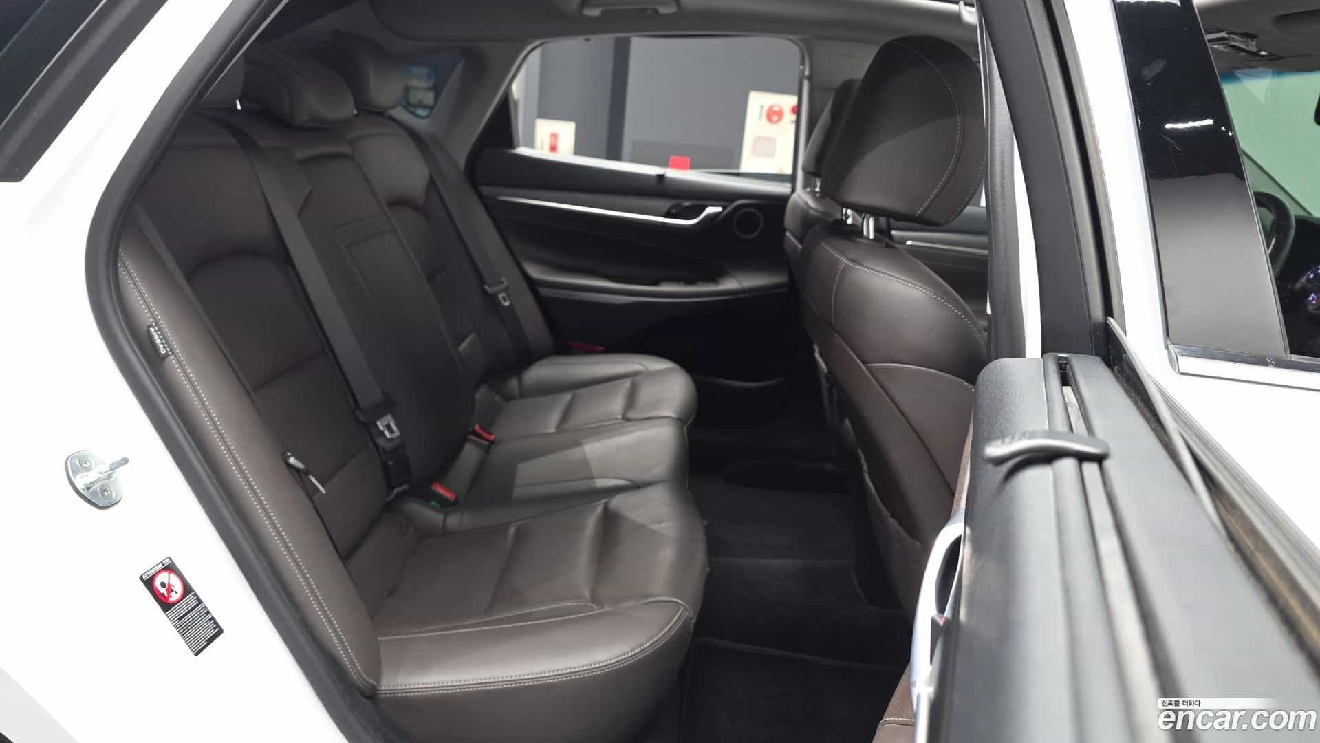 Grandeur Hyundai 2017.0-OPTION-016
