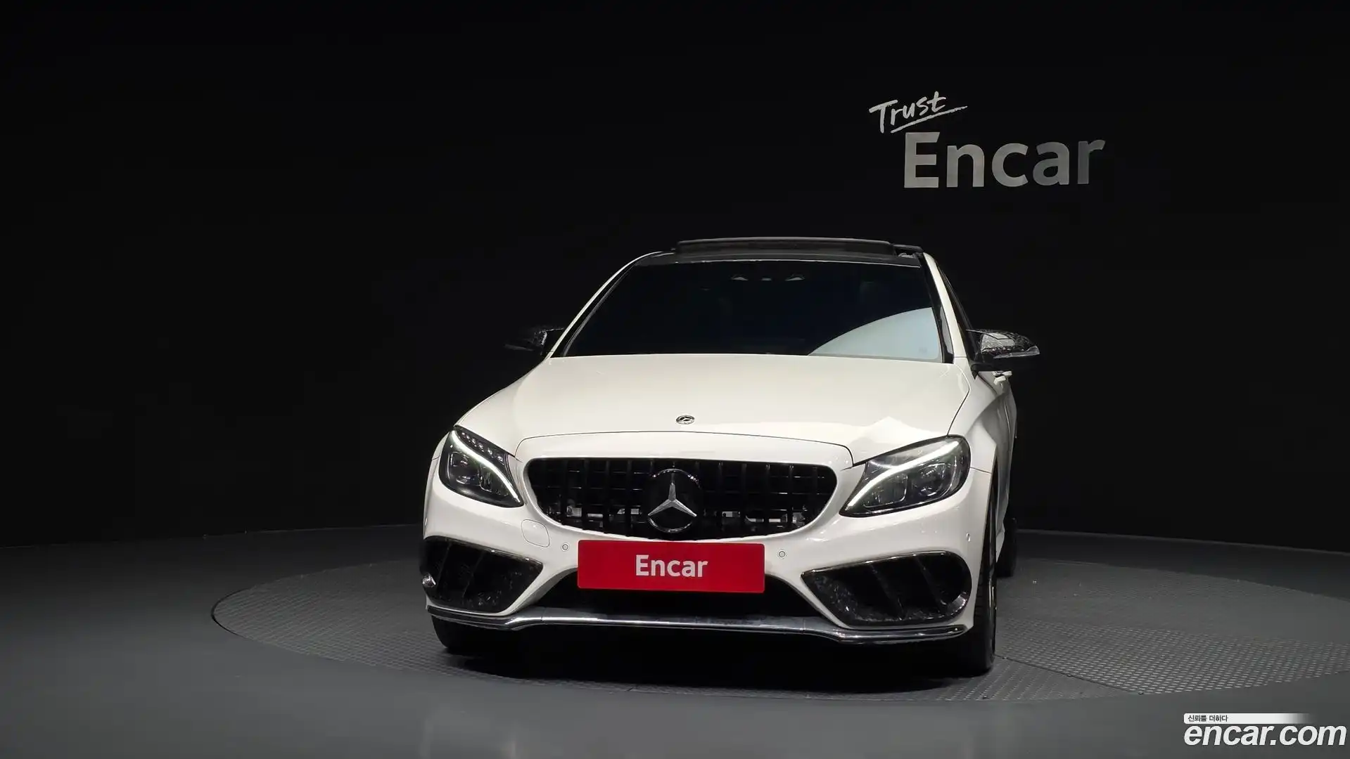 C-Class Mercedes-Benz 2015.9-OUTER-003