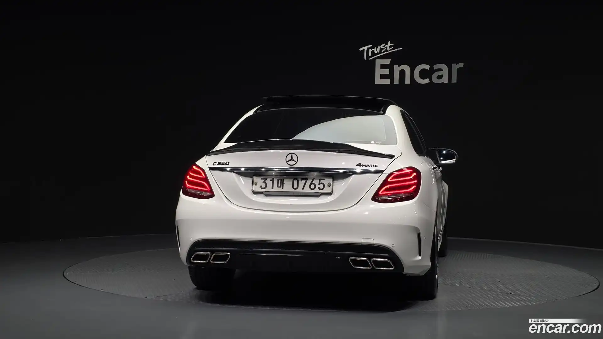 C-Class Mercedes-Benz 2015.9-OUTER-004