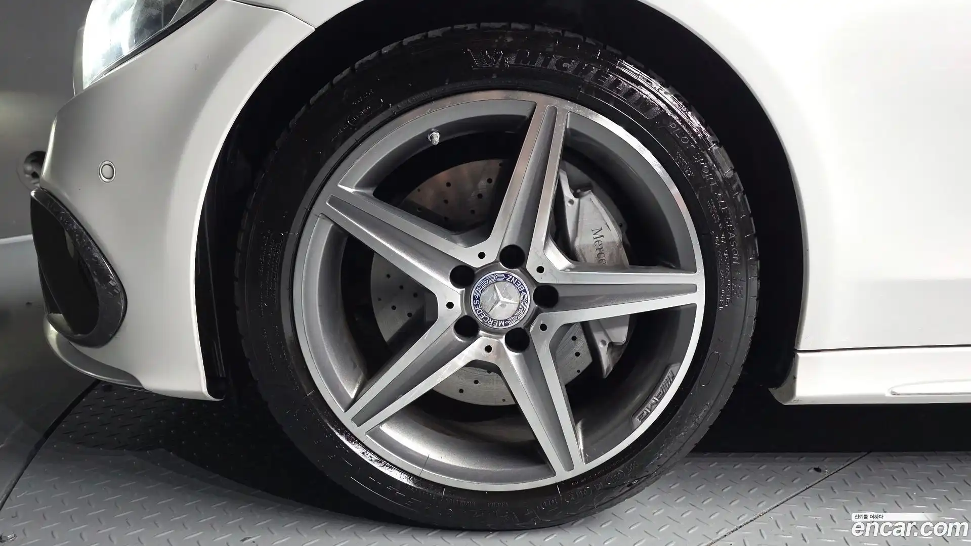 C-Class Mercedes-Benz 2015.9-OUTER-005