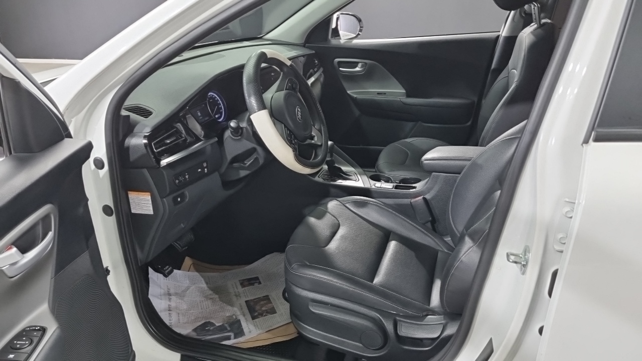Niro Kia 2021.4-INNER-010