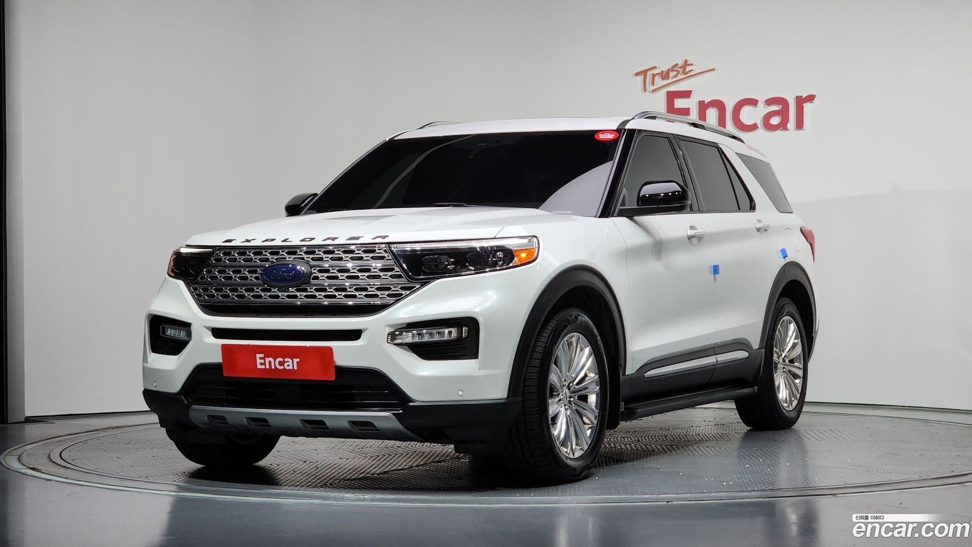 Main__Slider__Photo:Explorer Ford 2020.3-0