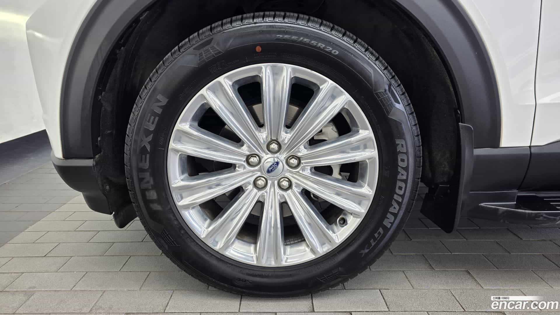 Explorer Ford 2020.3-OUTER-005