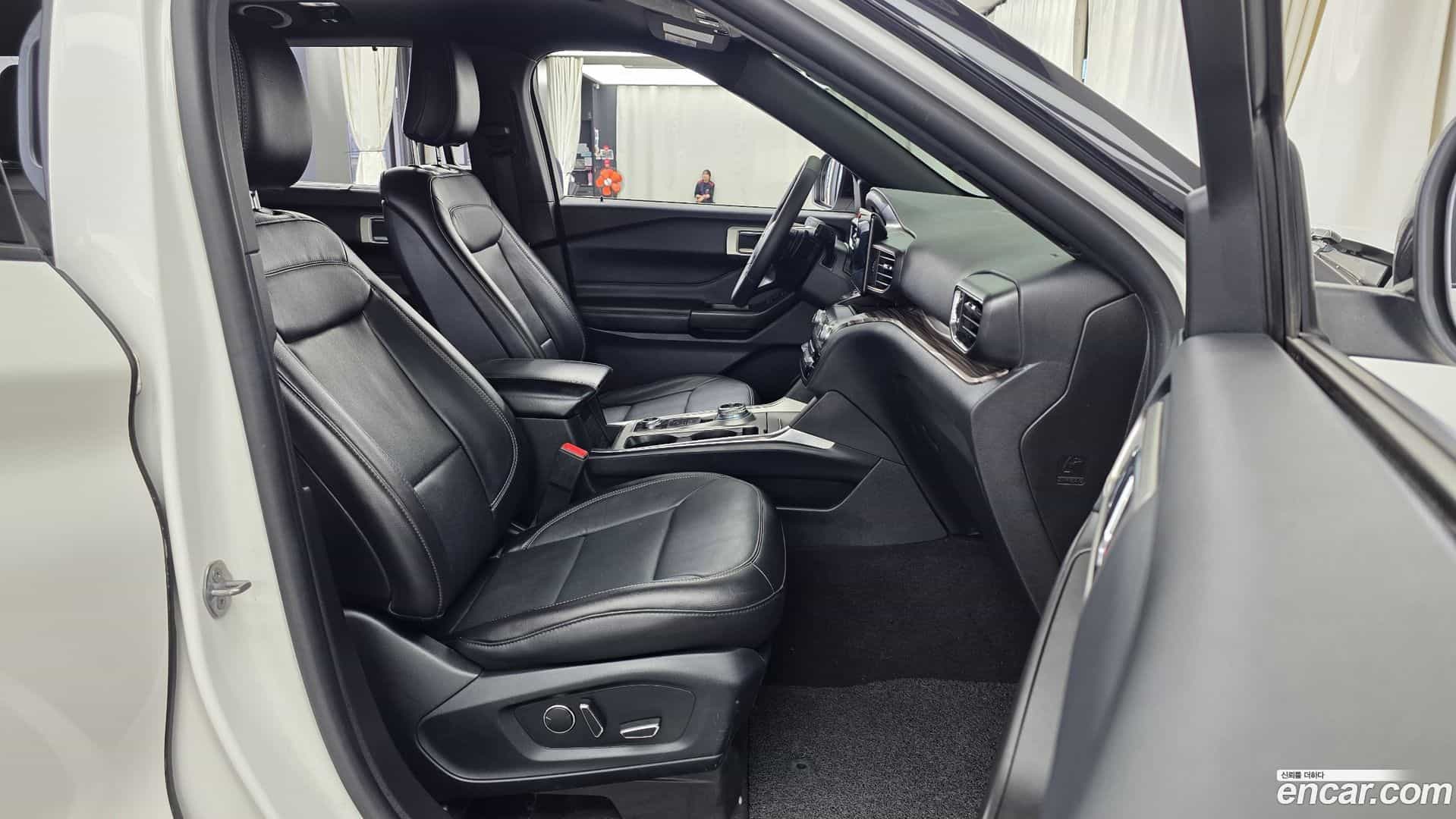 Explorer Ford 2020.3-OPTION-015