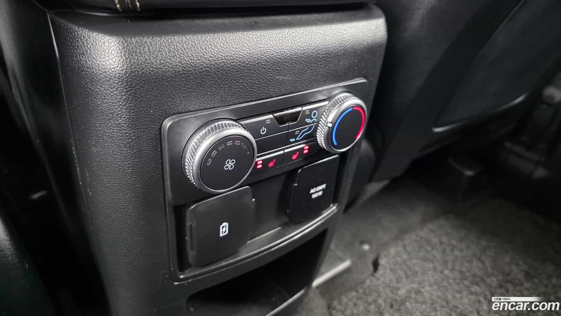 Explorer Ford 2020.3-OPTION-023
