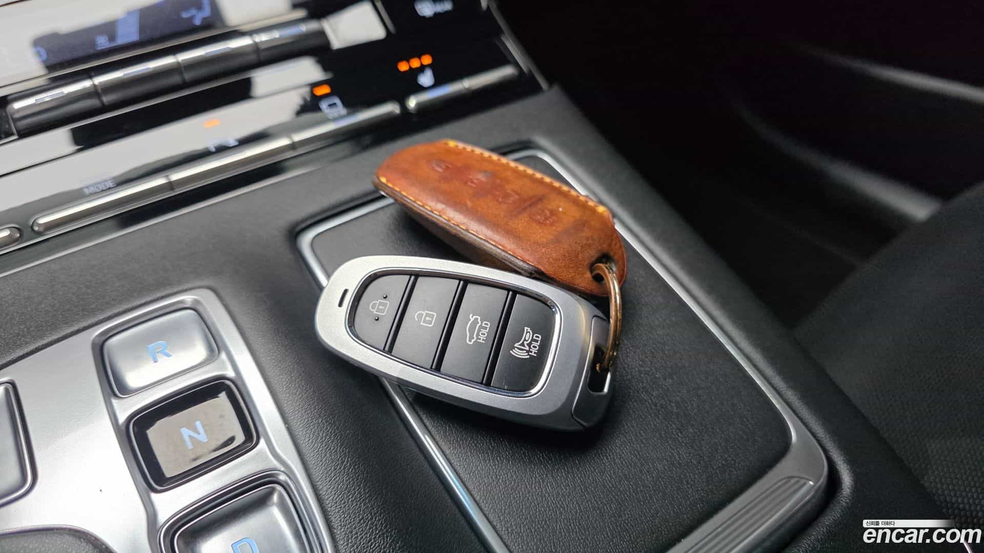 Grandeur Hyundai 2021.3-OPTION-045