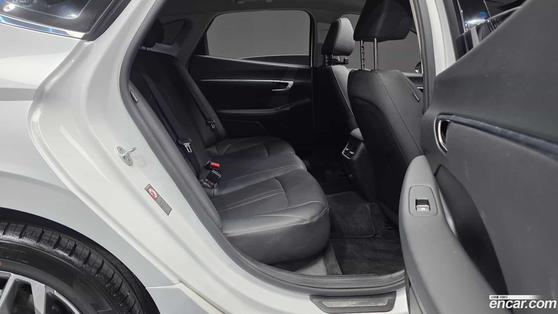 Sonata Hyundai 2019.6-OPTION-015