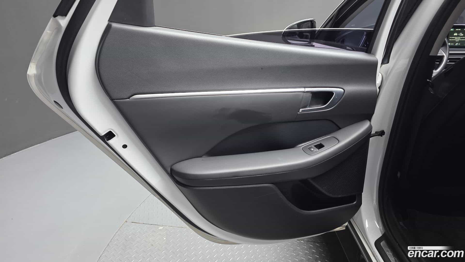 Sonata Hyundai 2019.6-INNER-035