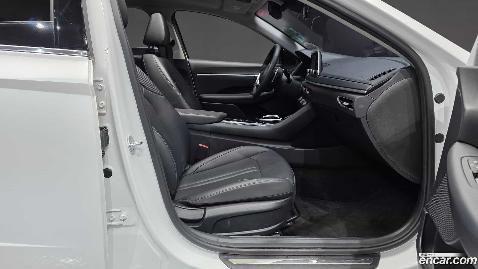 Sonata Hyundai 2019.6-INNER-036