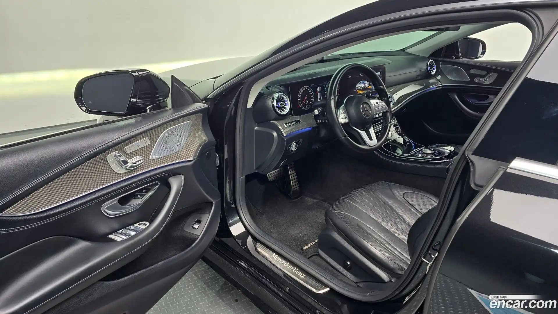 CLS-Class Mercedes-Benz 2018.10-OPTION-015