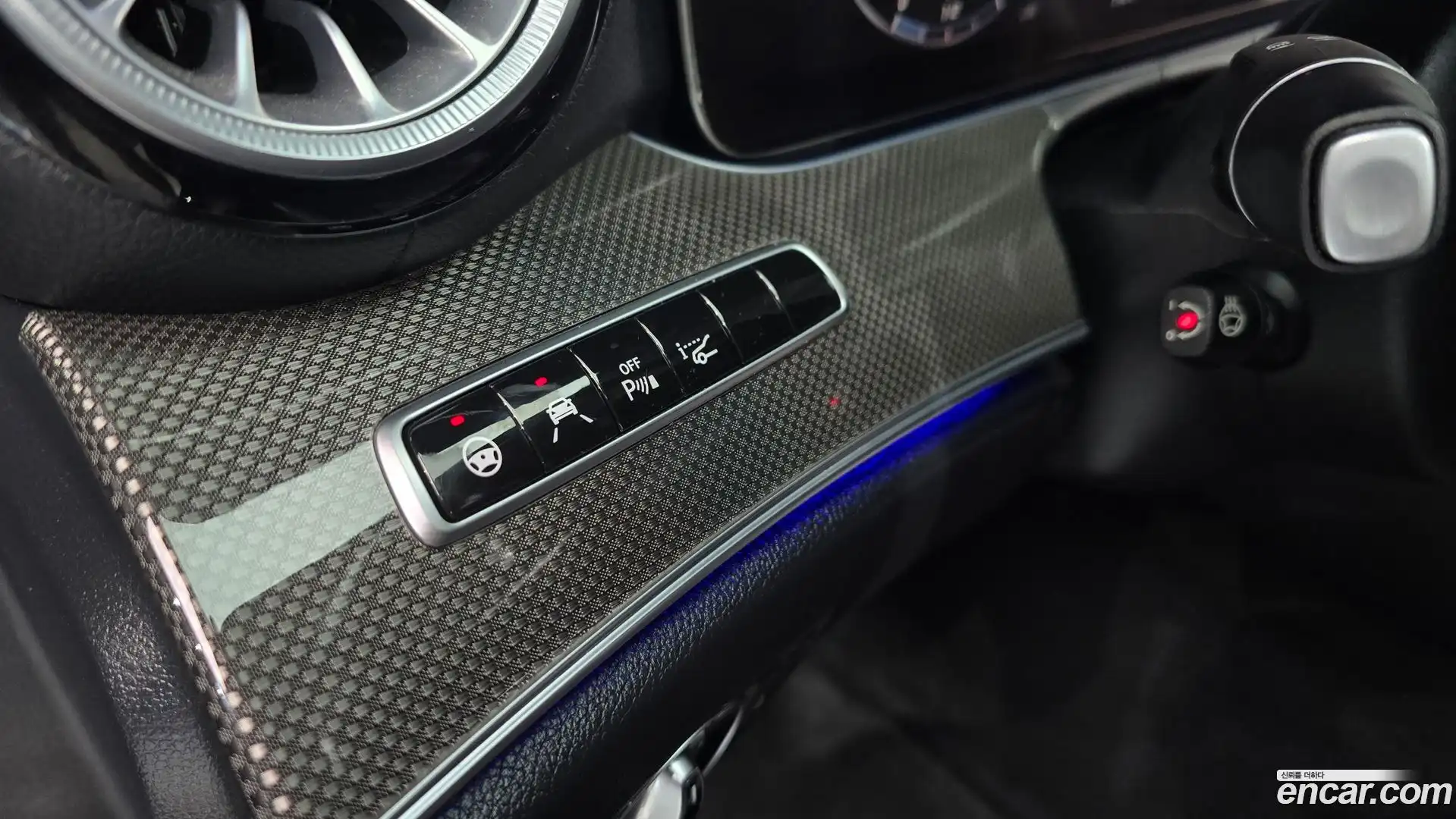 CLS-Class Mercedes-Benz 2018.10-OPTION-018