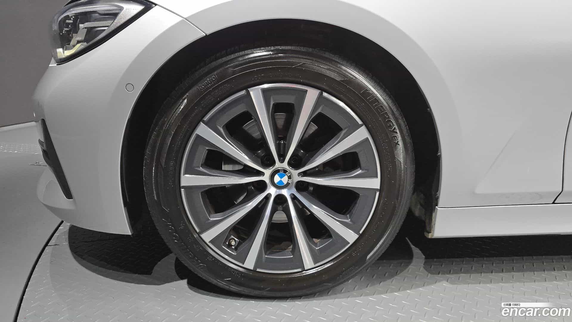 3-Series BMW 2019.11-OUTER-005