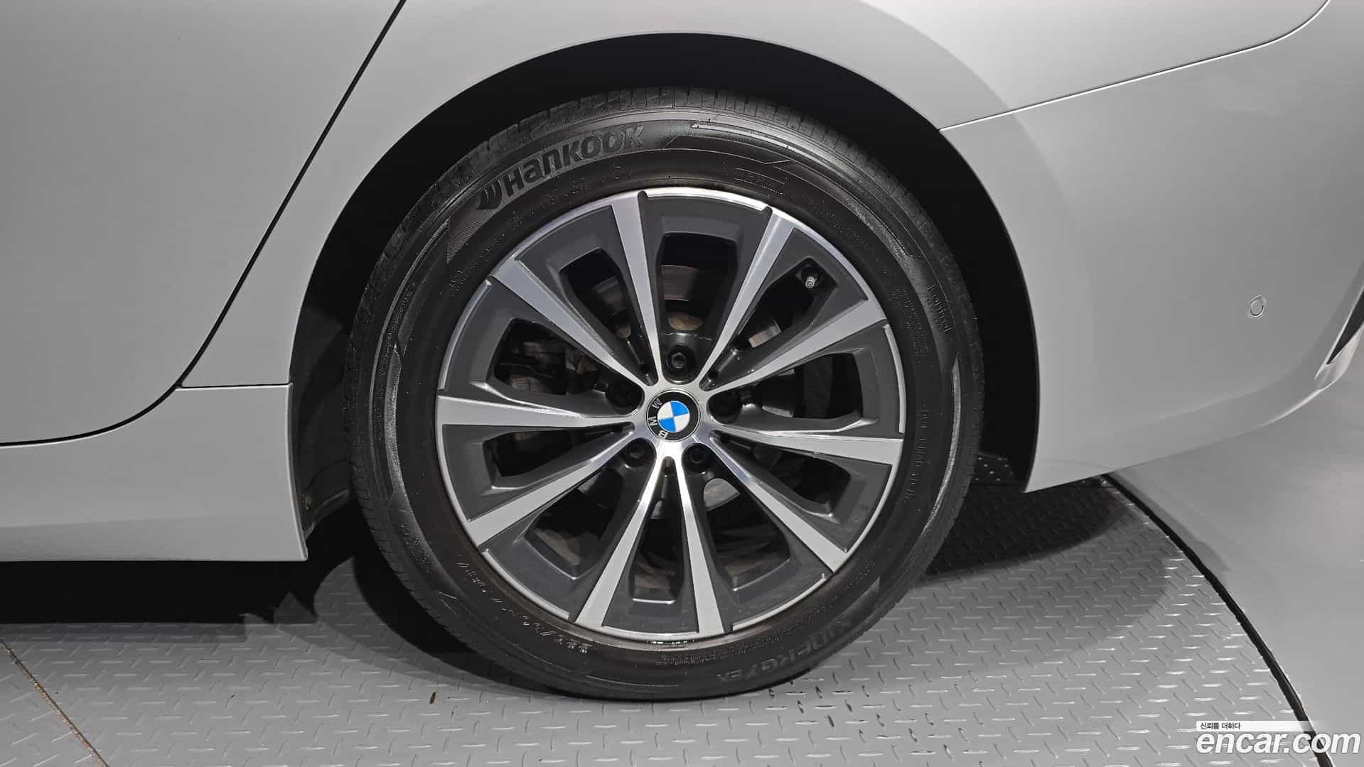 3-Series BMW 2019.11-OUTER-031