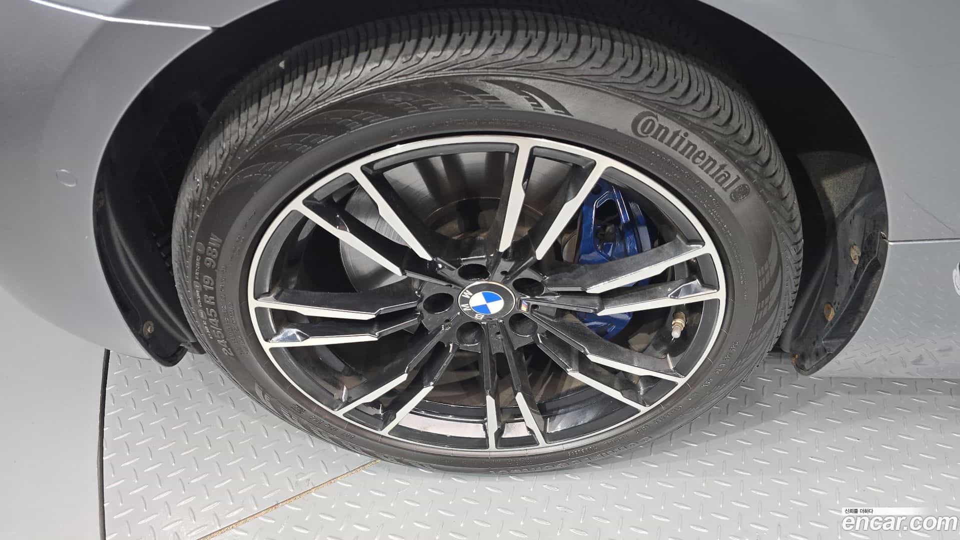 Gran Turismo BMW 2019.9-OUTER-005