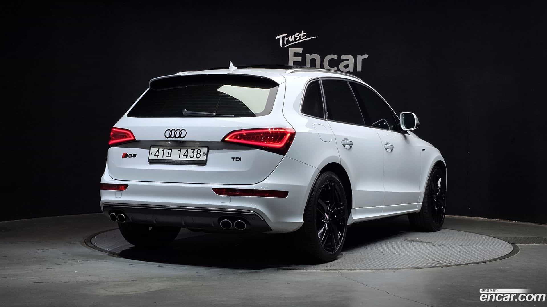 SQ5 Audi 2015.1-OUTER-002