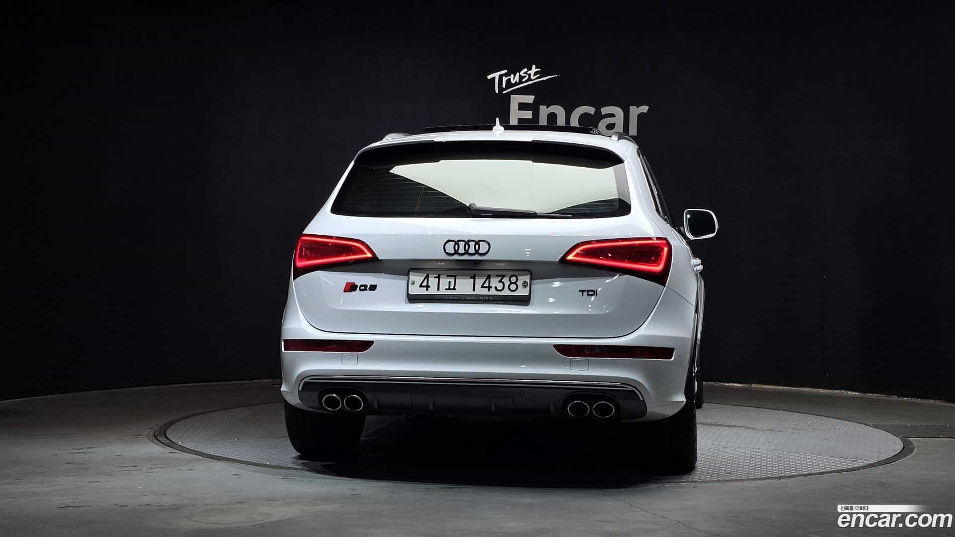 SQ5 Audi 2015.1-OUTER-004