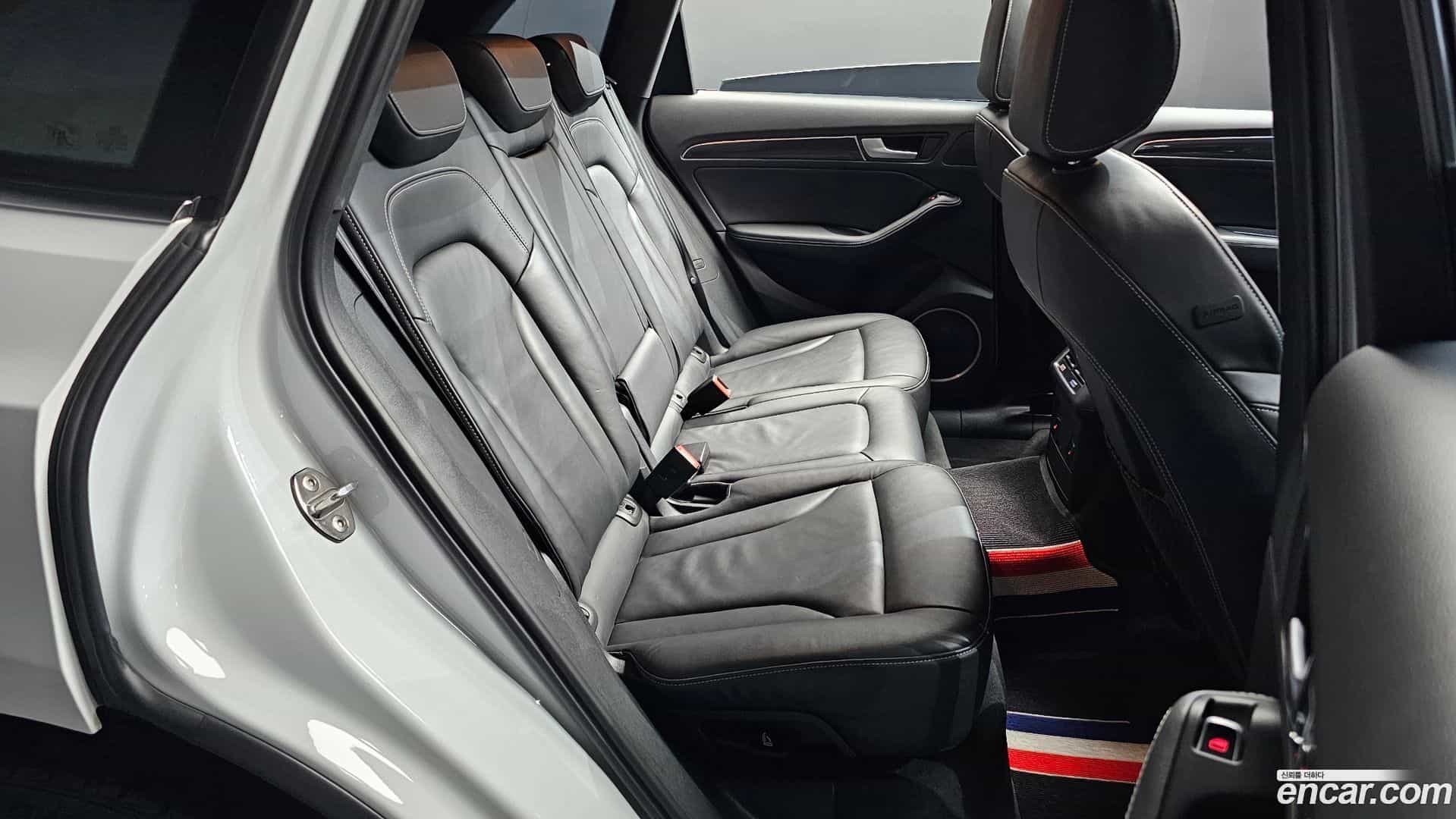 SQ5 Audi 2015.1-OPTION-016
