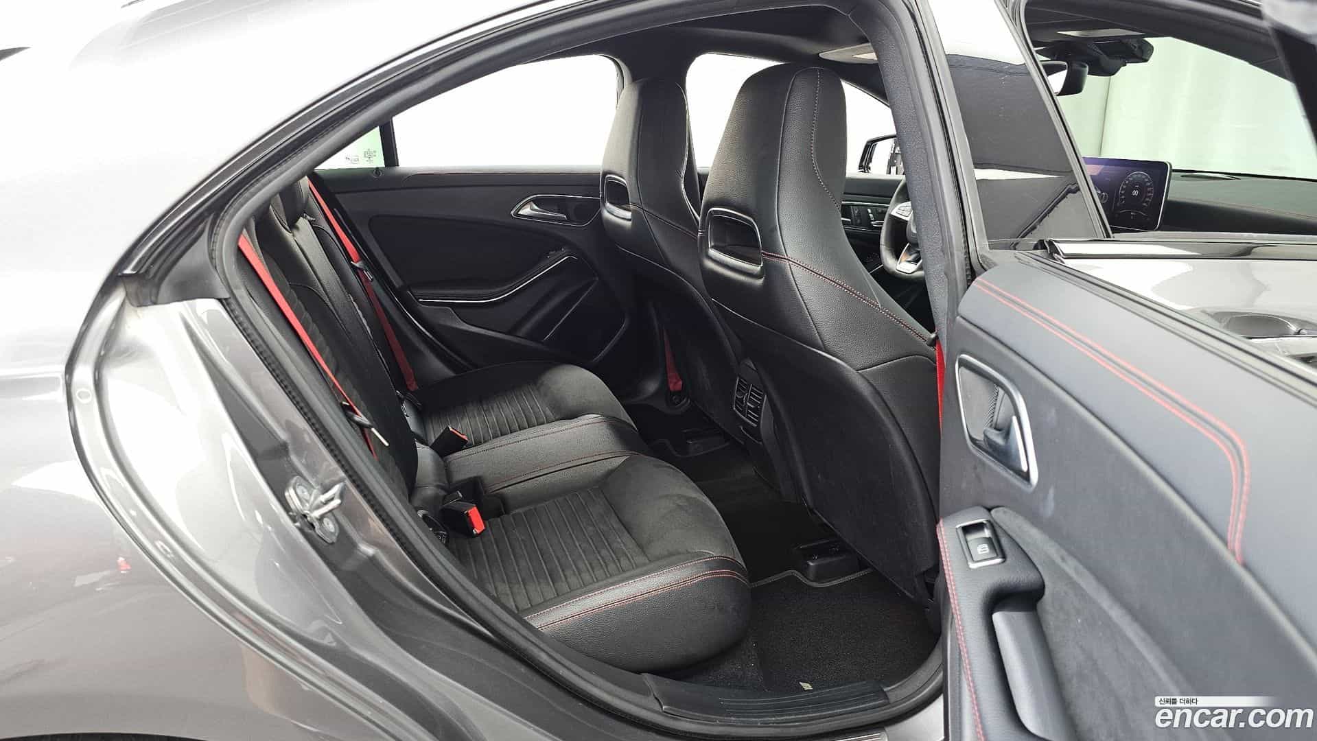 CLA-Class Mercedes-Benz 2018.5-OPTION-016