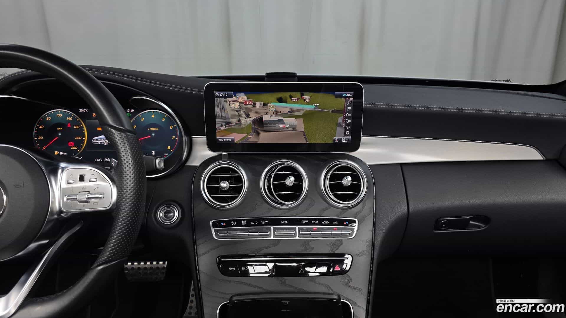 C-Class Mercedes-Benz 2023.3-OPTION-018