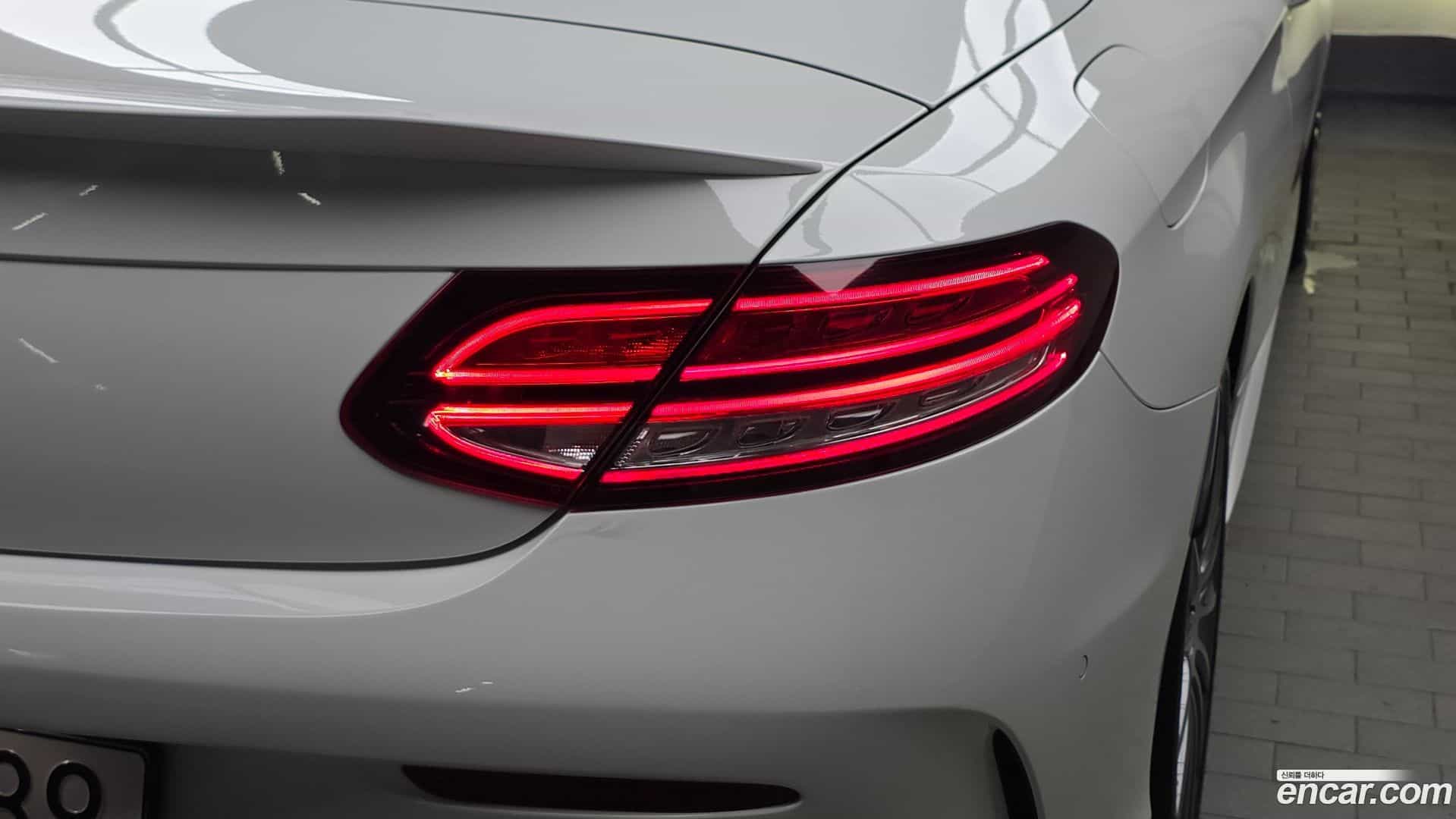 C-Class Mercedes-Benz 2023.3-OUTER-033