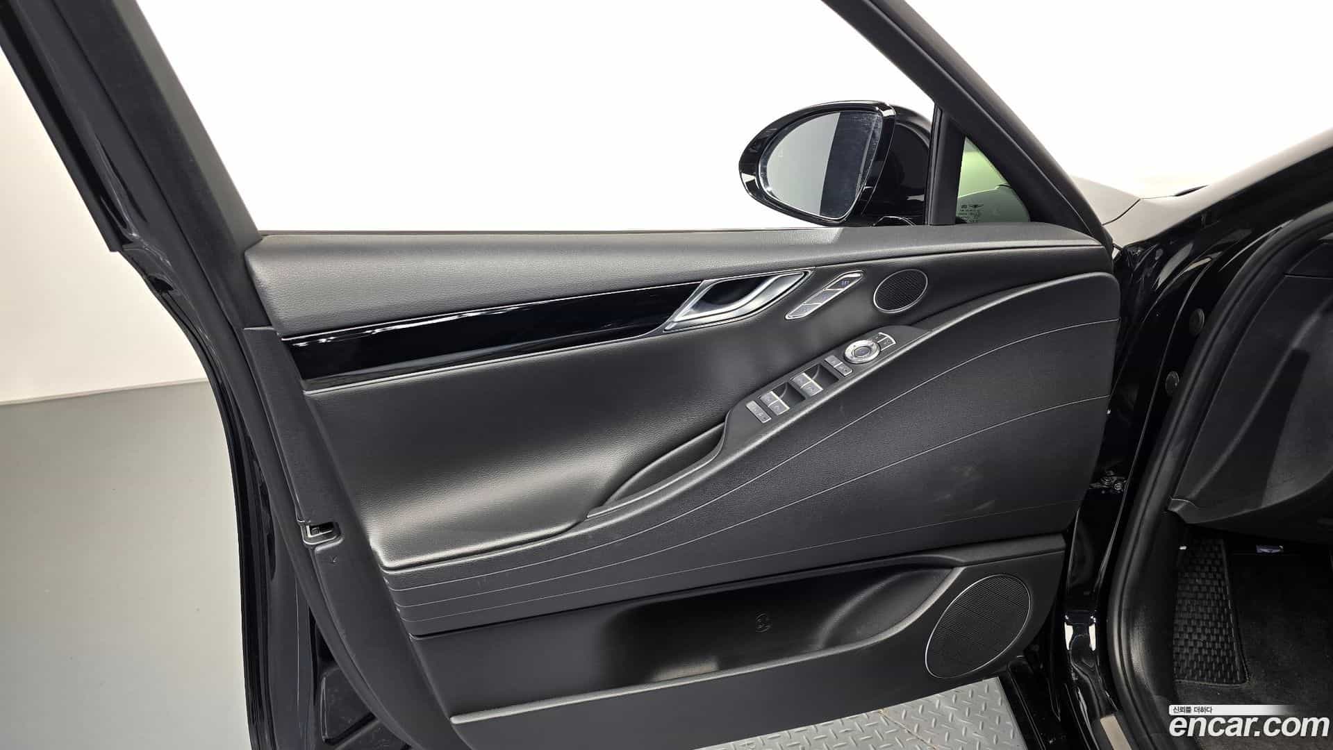 G80 Genesis 2022.5-INNER-034
