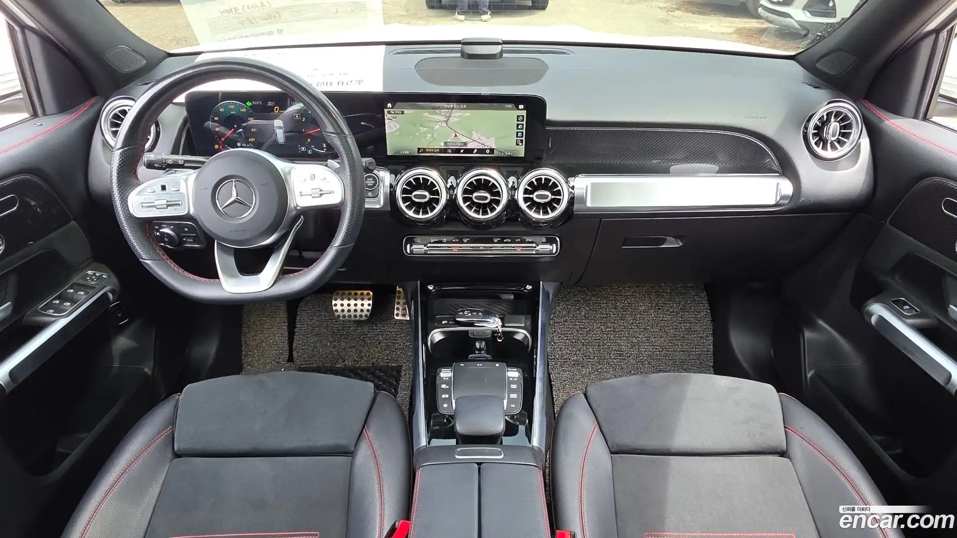 GLB-Class Mercedes-Benz 2021.4-INNER-007