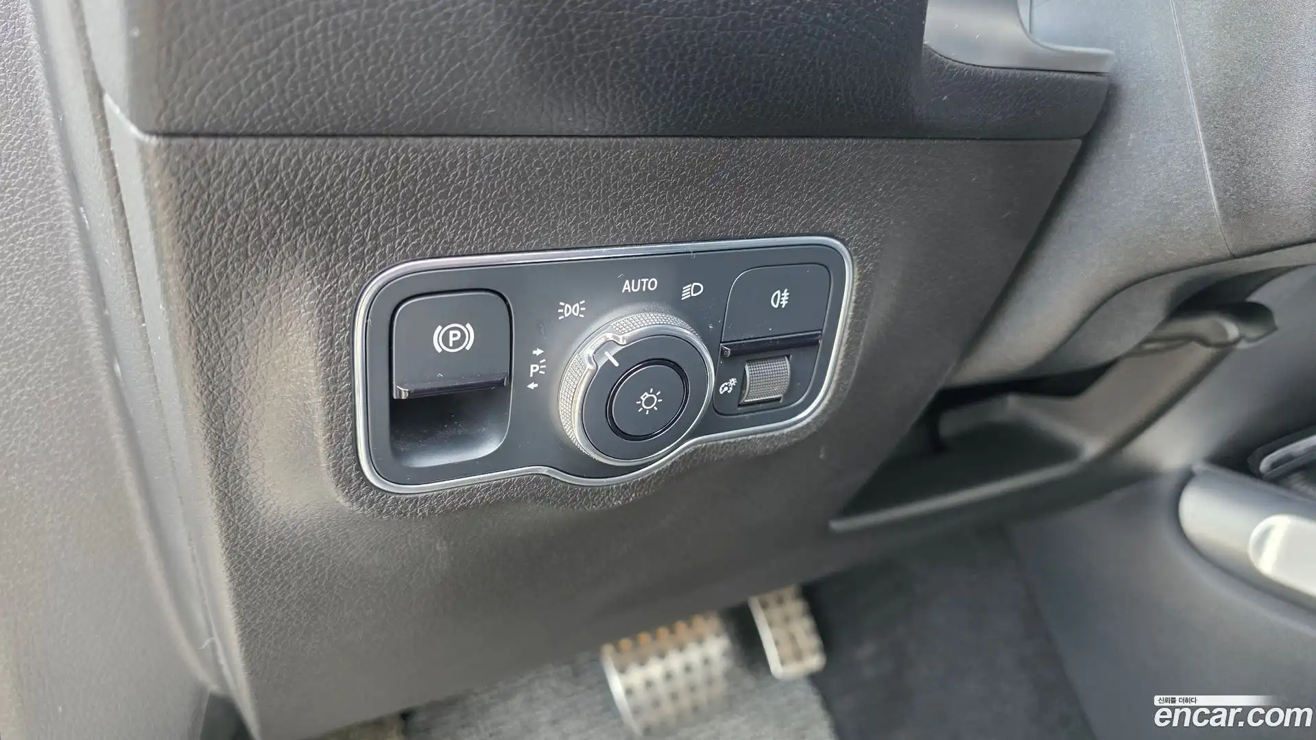 GLB-Class Mercedes-Benz 2021.4-OPTION-024