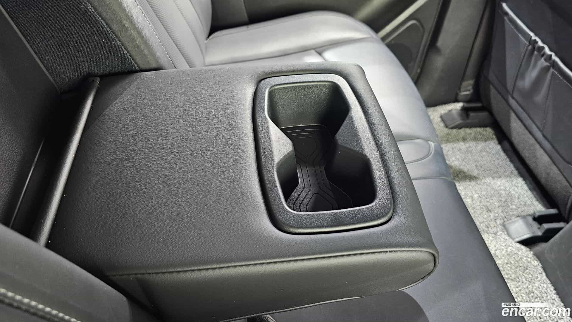 Rexton KG Mobility 2024.6-OPTION-040