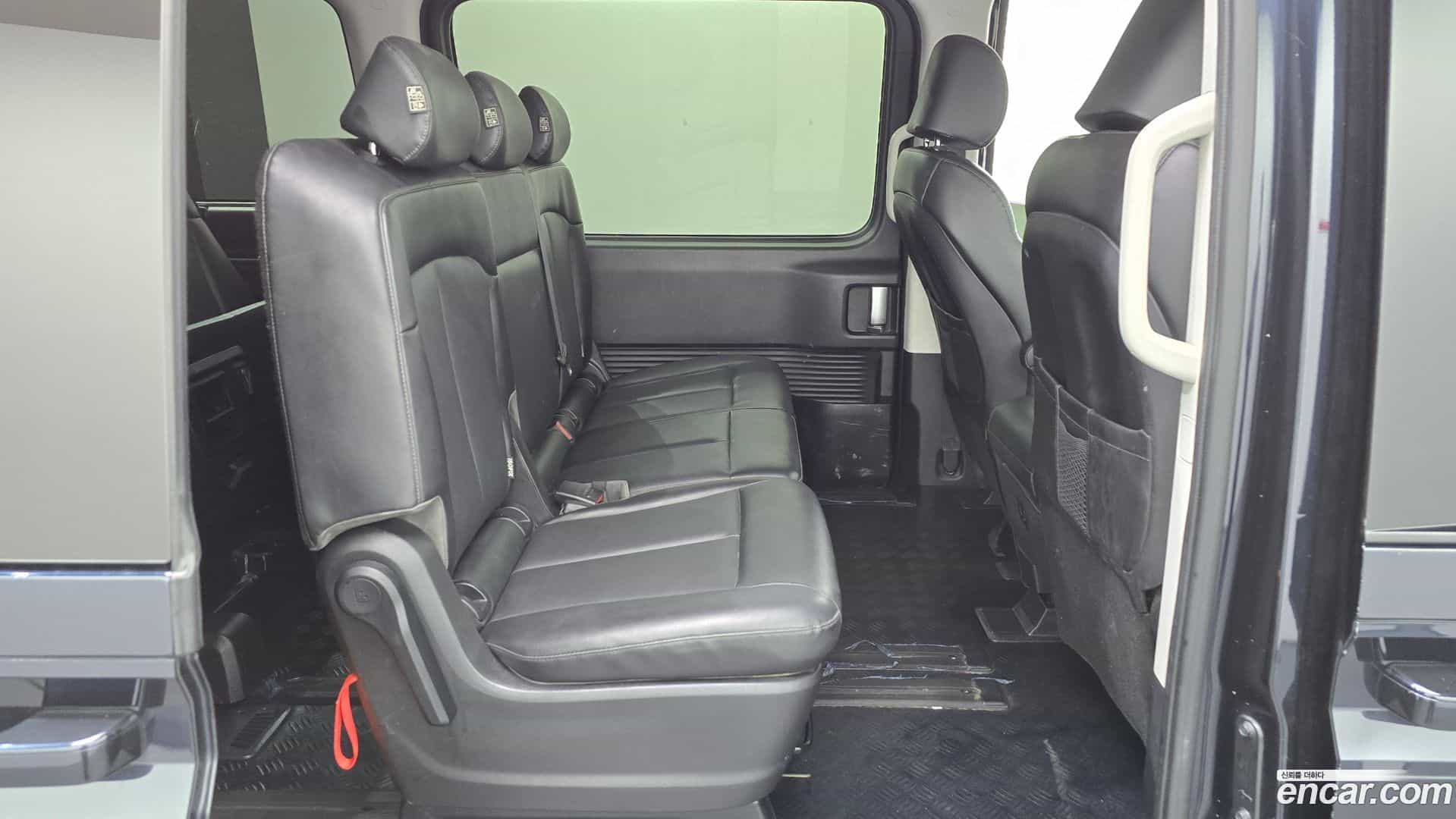 Staria Hyundai 2022.3-OPTION-022