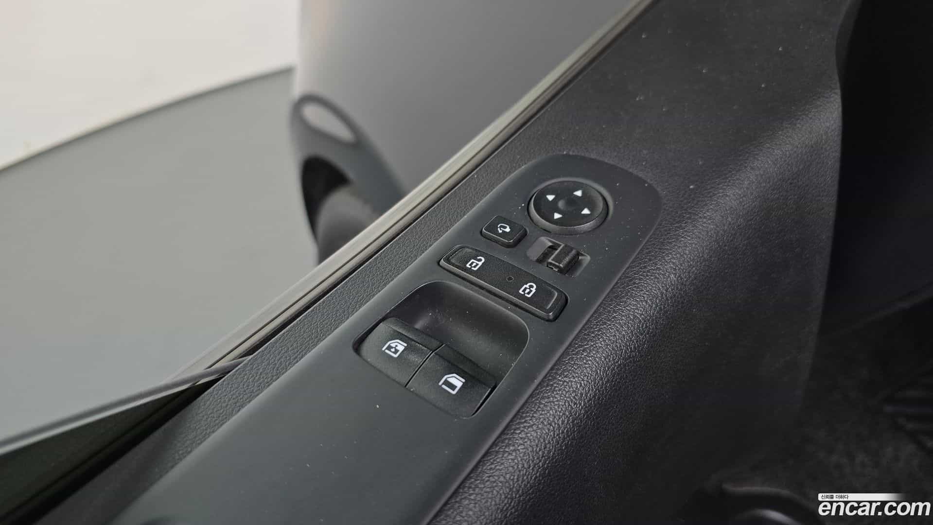 Staria Hyundai 2022.3-OPTION-042