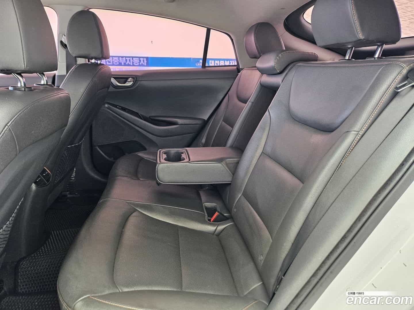 Ioniq Hyundai 2016.11-OPTION-015