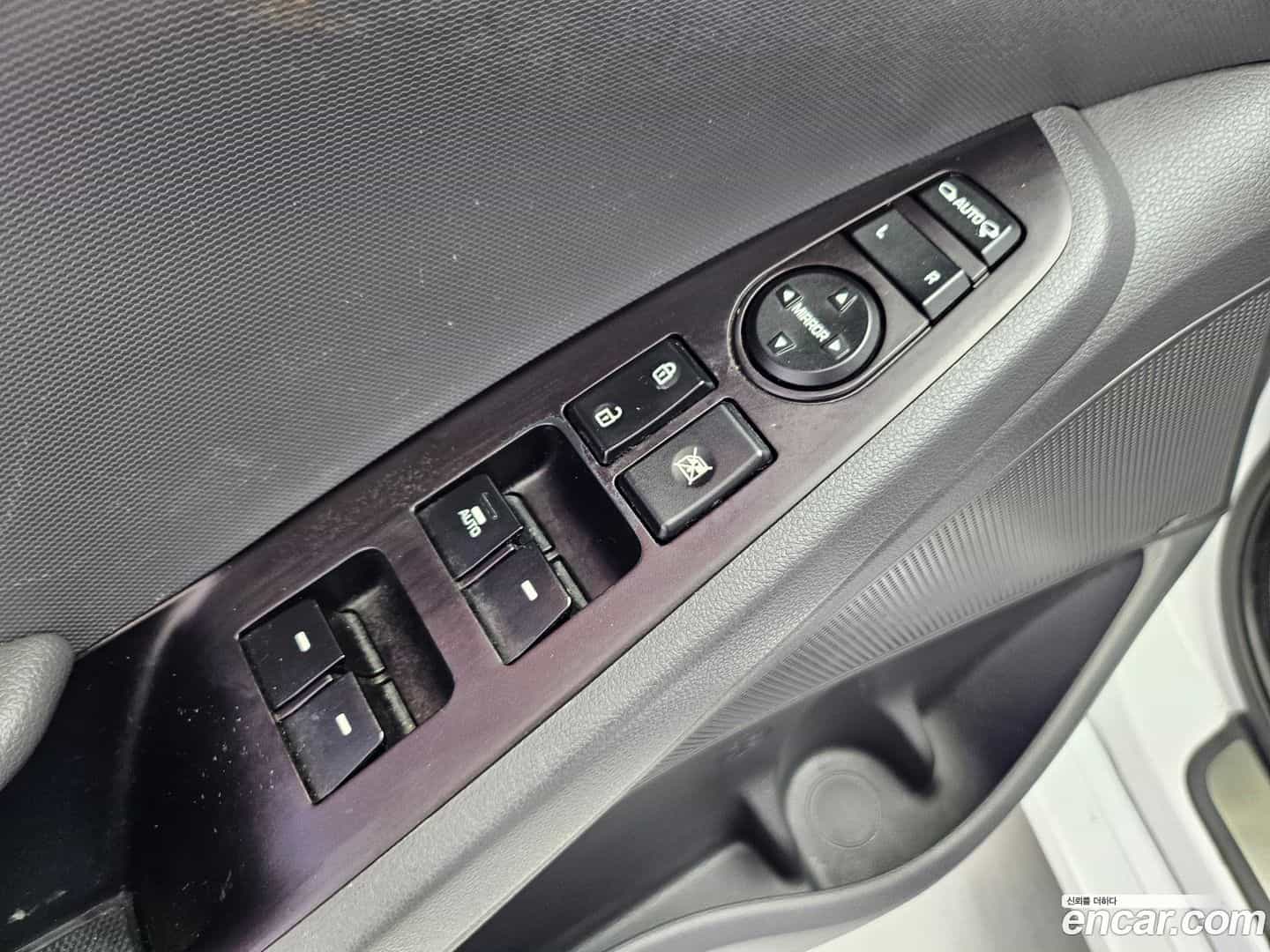 Ioniq Hyundai 2016.11-OPTION-019