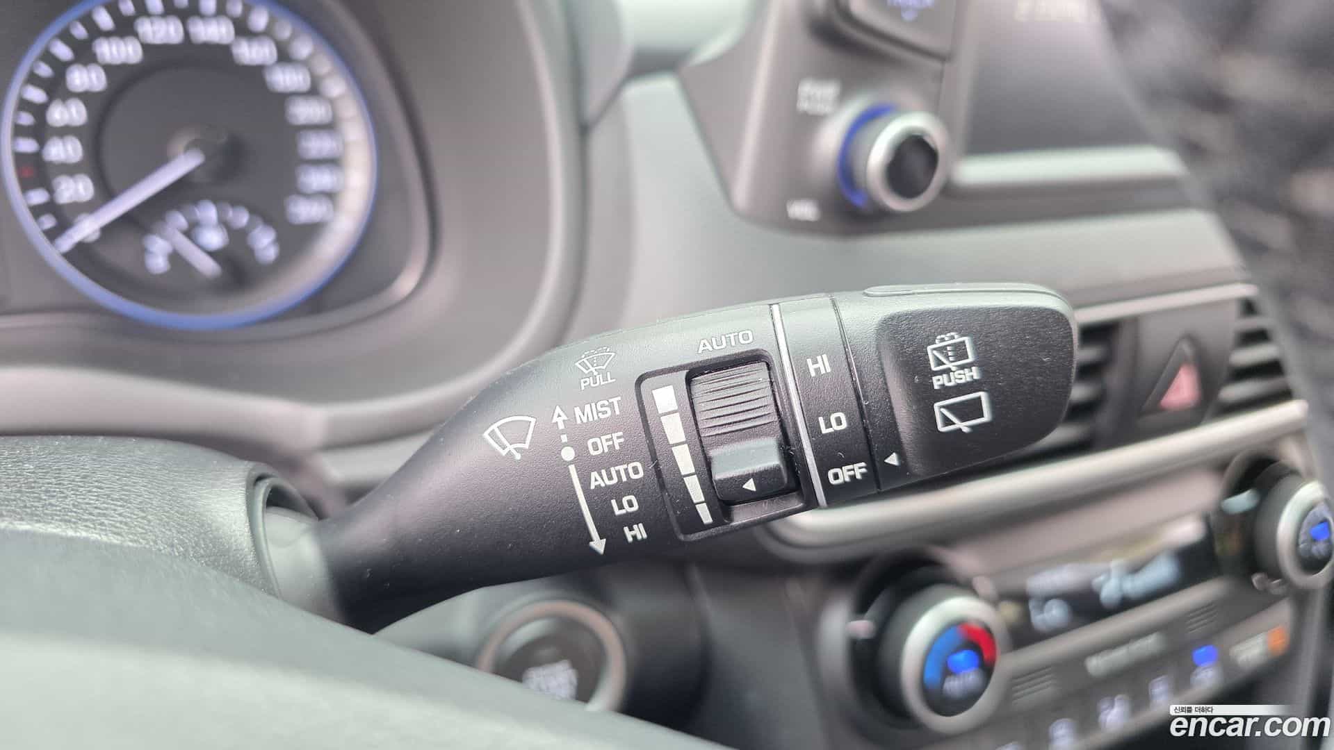 Kona Hyundai 2019.3-OPTION-040