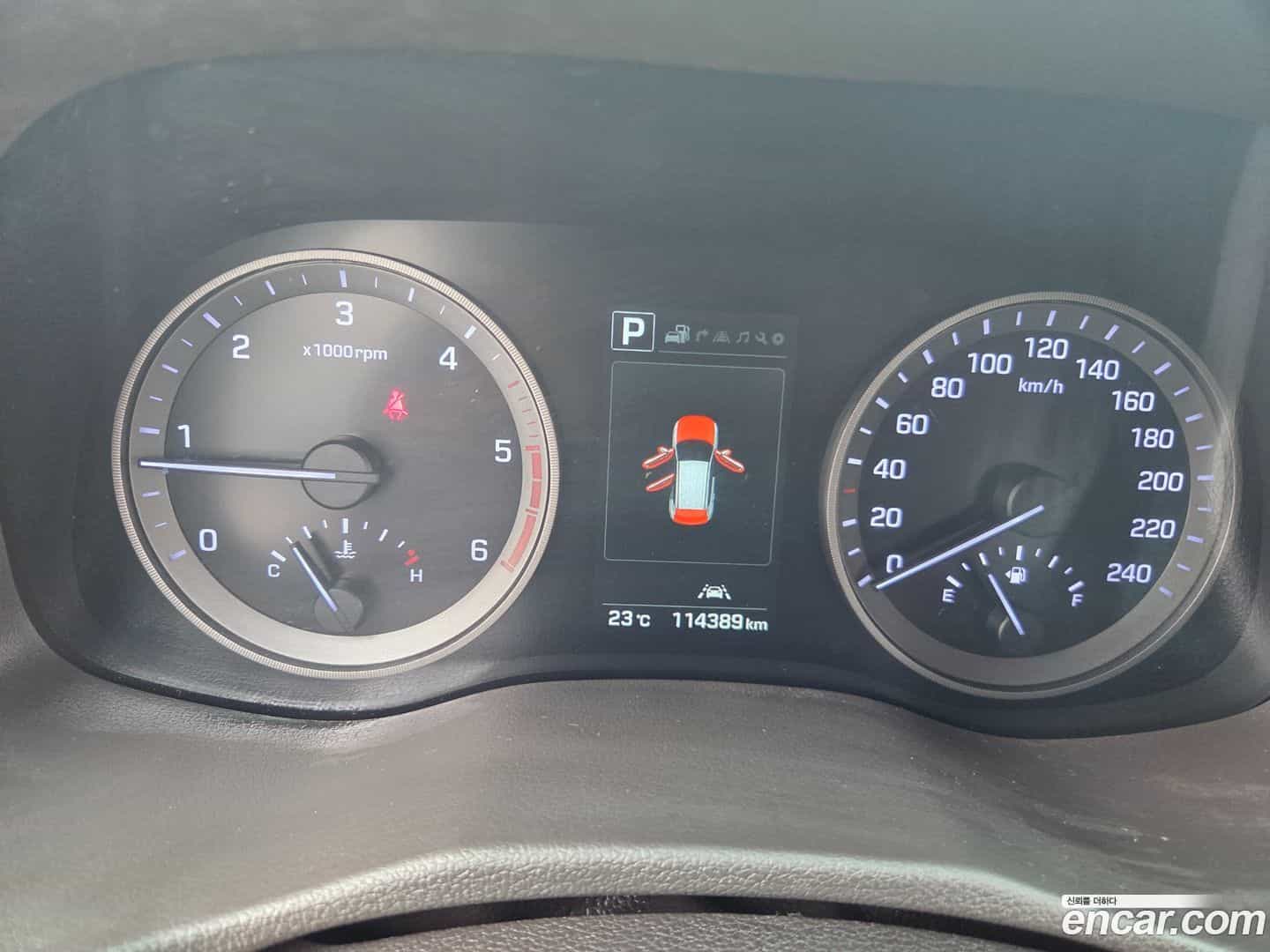 Tucson Hyundai 2015.11-INNER-008
