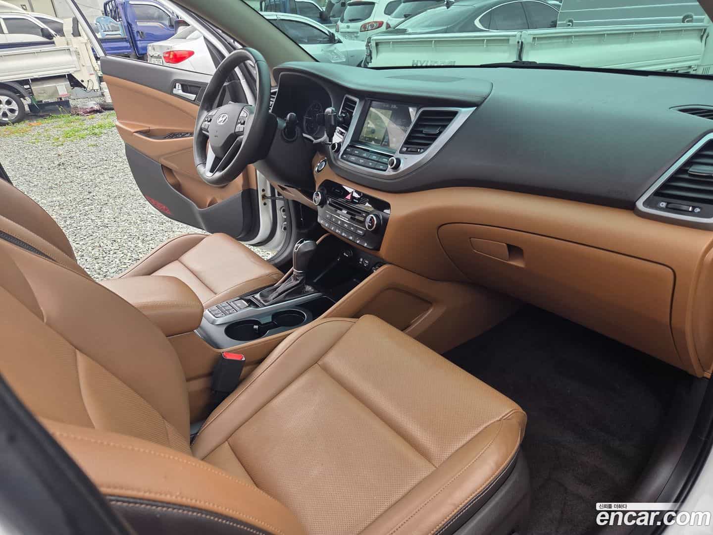 Tucson Hyundai 2015.11-OPTION-023