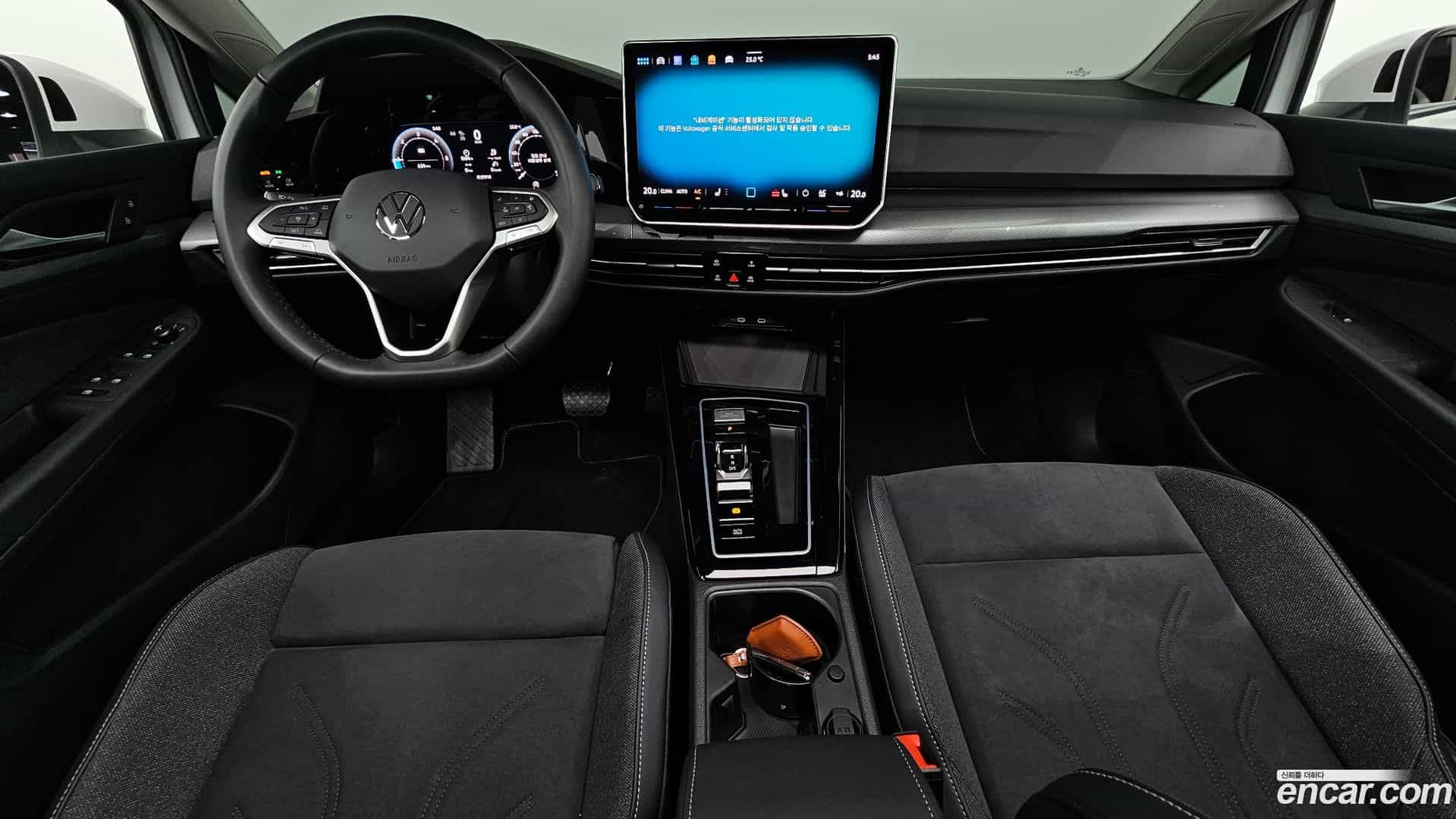 Golf Volkswagen 2026.3-INNER-007