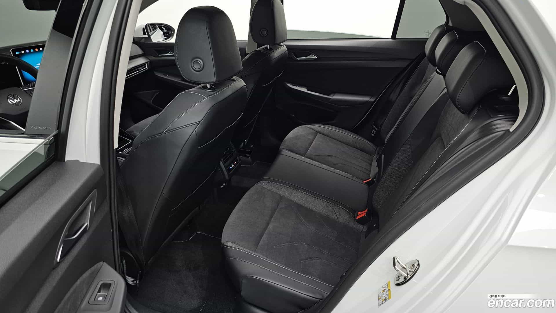 Golf Volkswagen 2026.3-OPTION-015