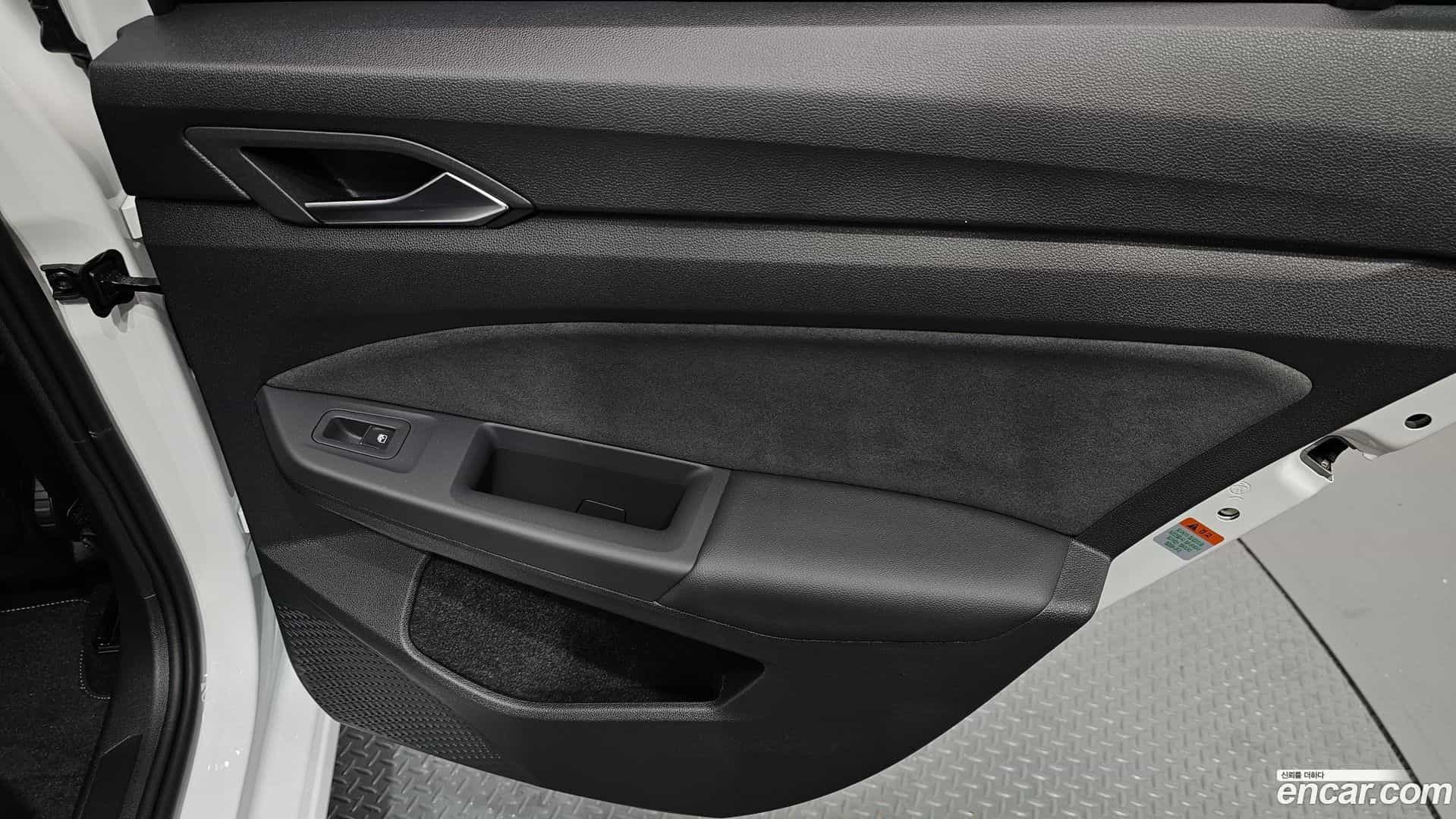 Golf Volkswagen 2026.3-INNER-035