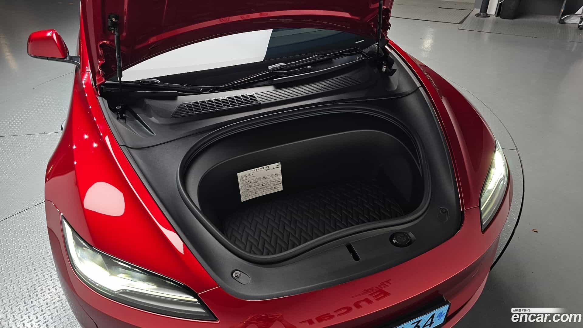 Model 3 Tesla 2024.6-OUTER-006