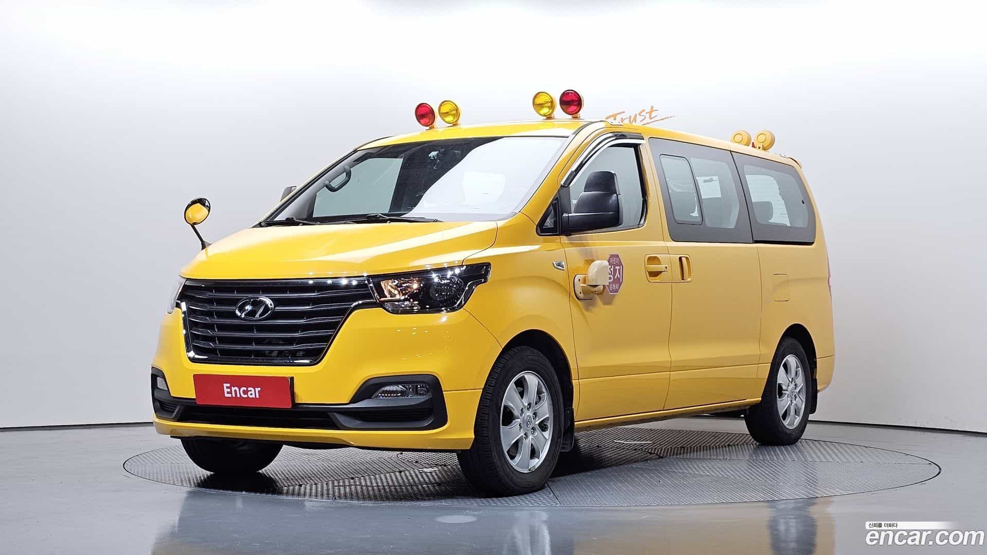 Starex Hyundai 2019.3-OUTER-001