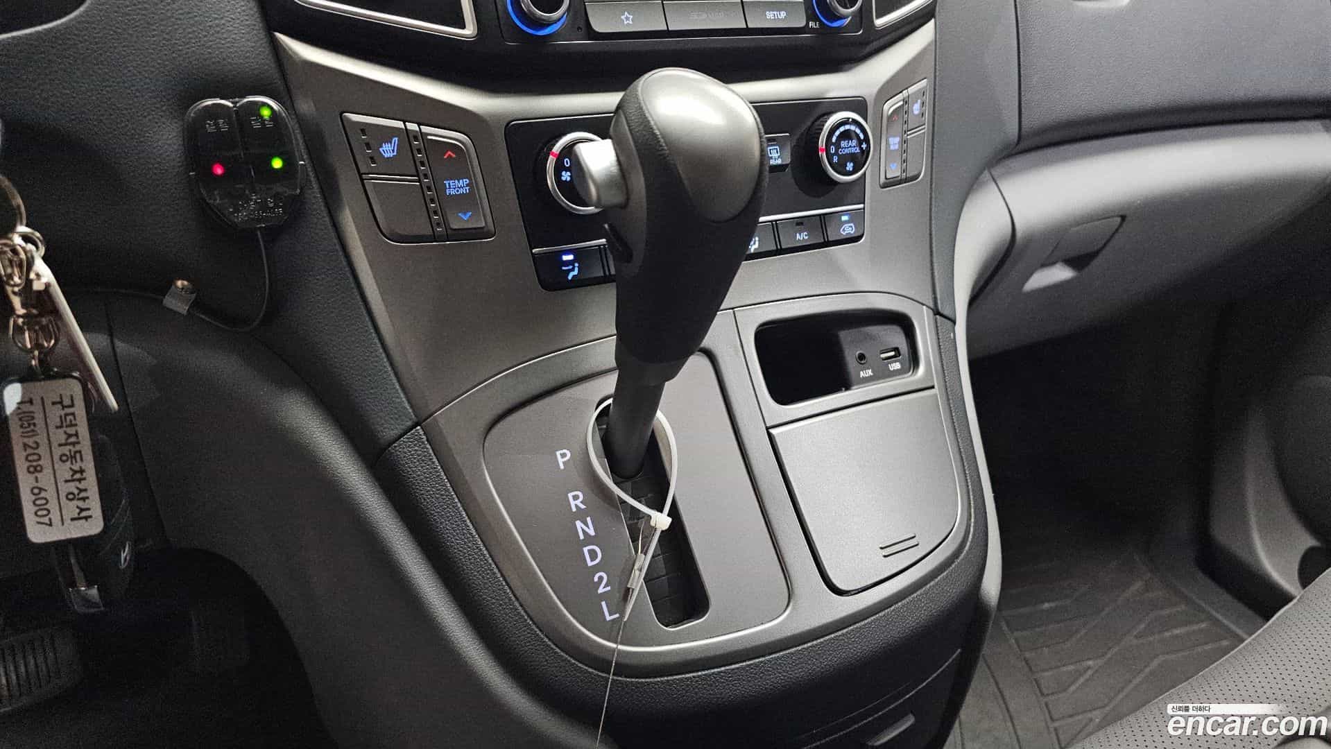 Starex Hyundai 2019.3-INNER-009