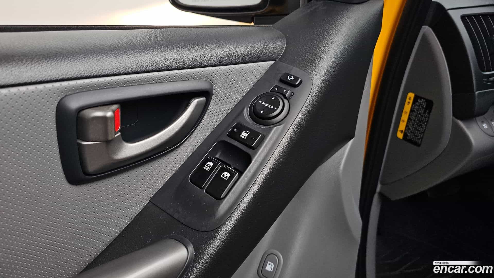 Starex Hyundai 2019.3-OPTION-022