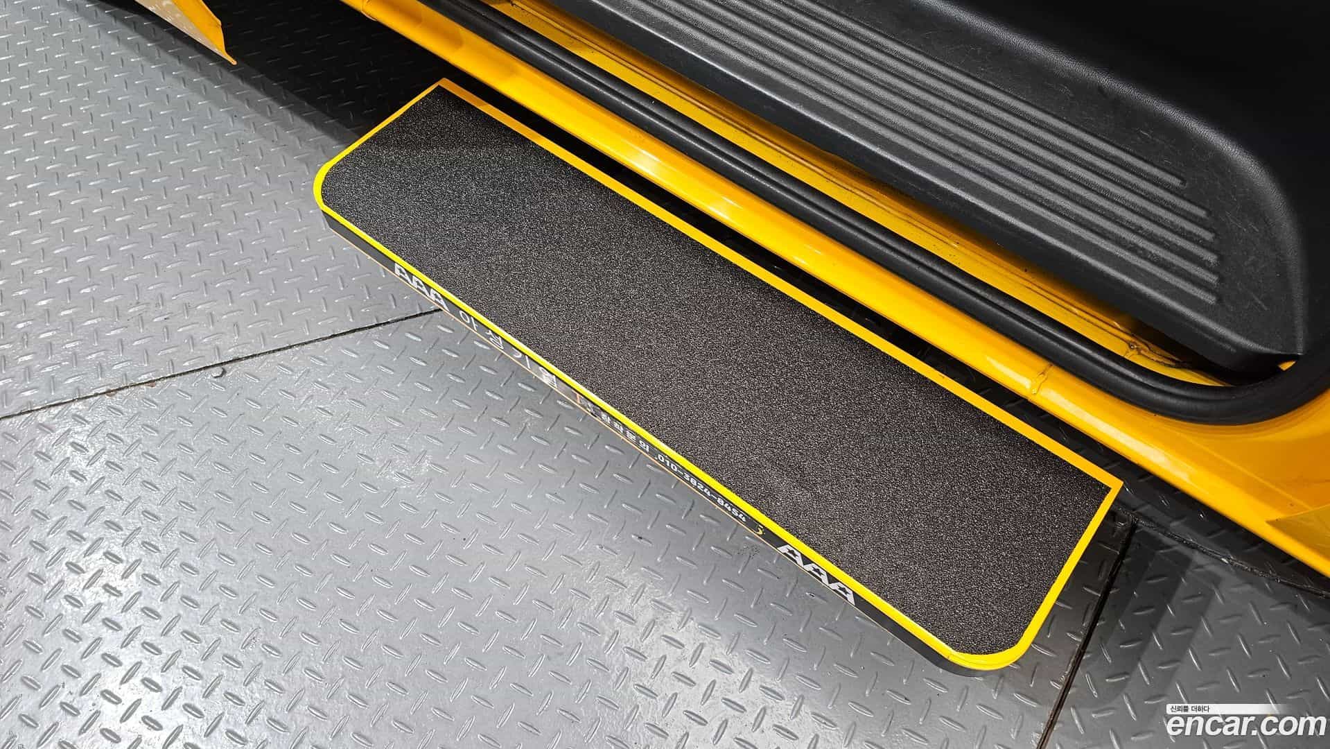 Starex Hyundai 2019.3-OPTION-023