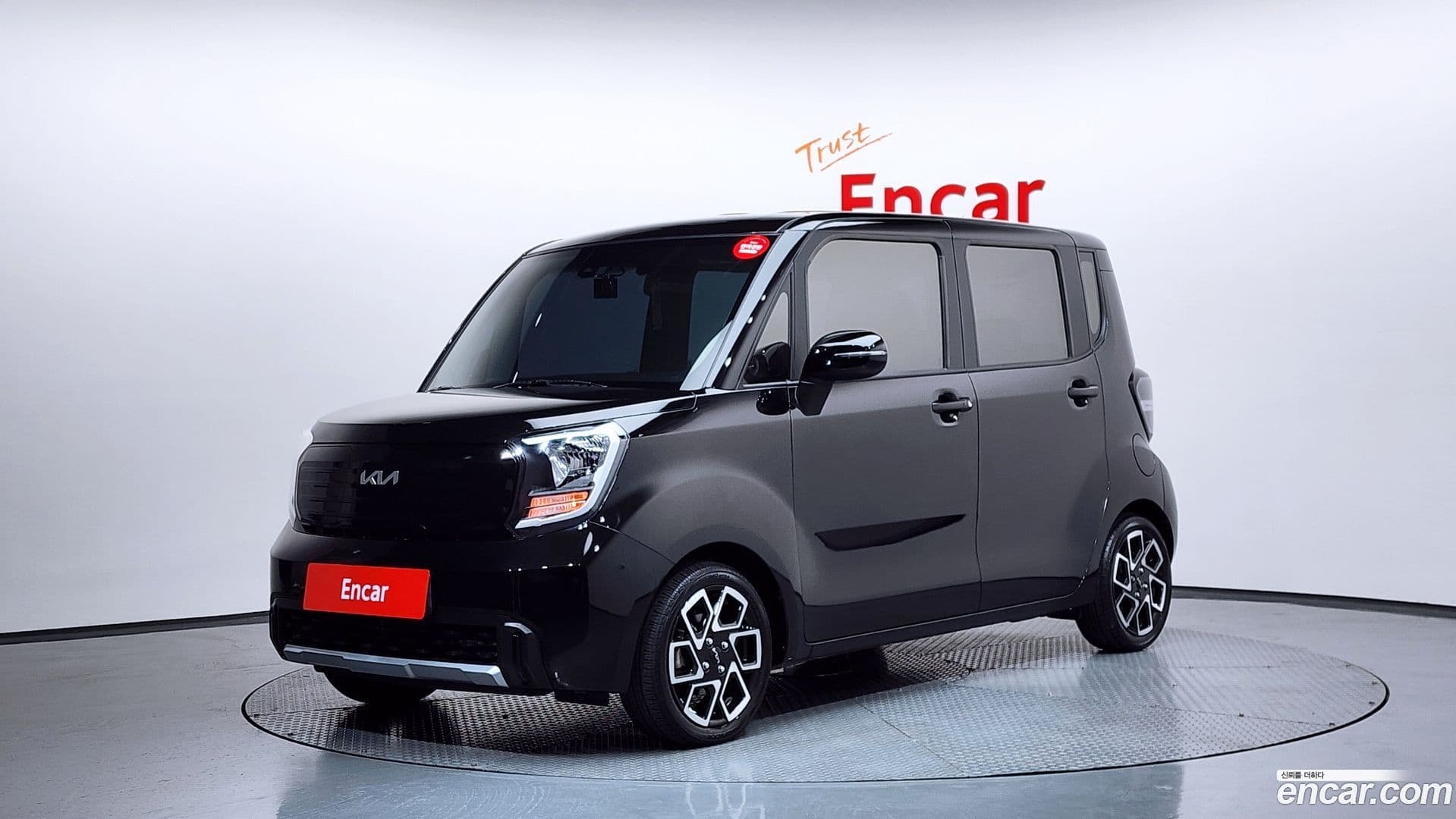 Main__Slider__Photo:RAY Kia 2023.1-0