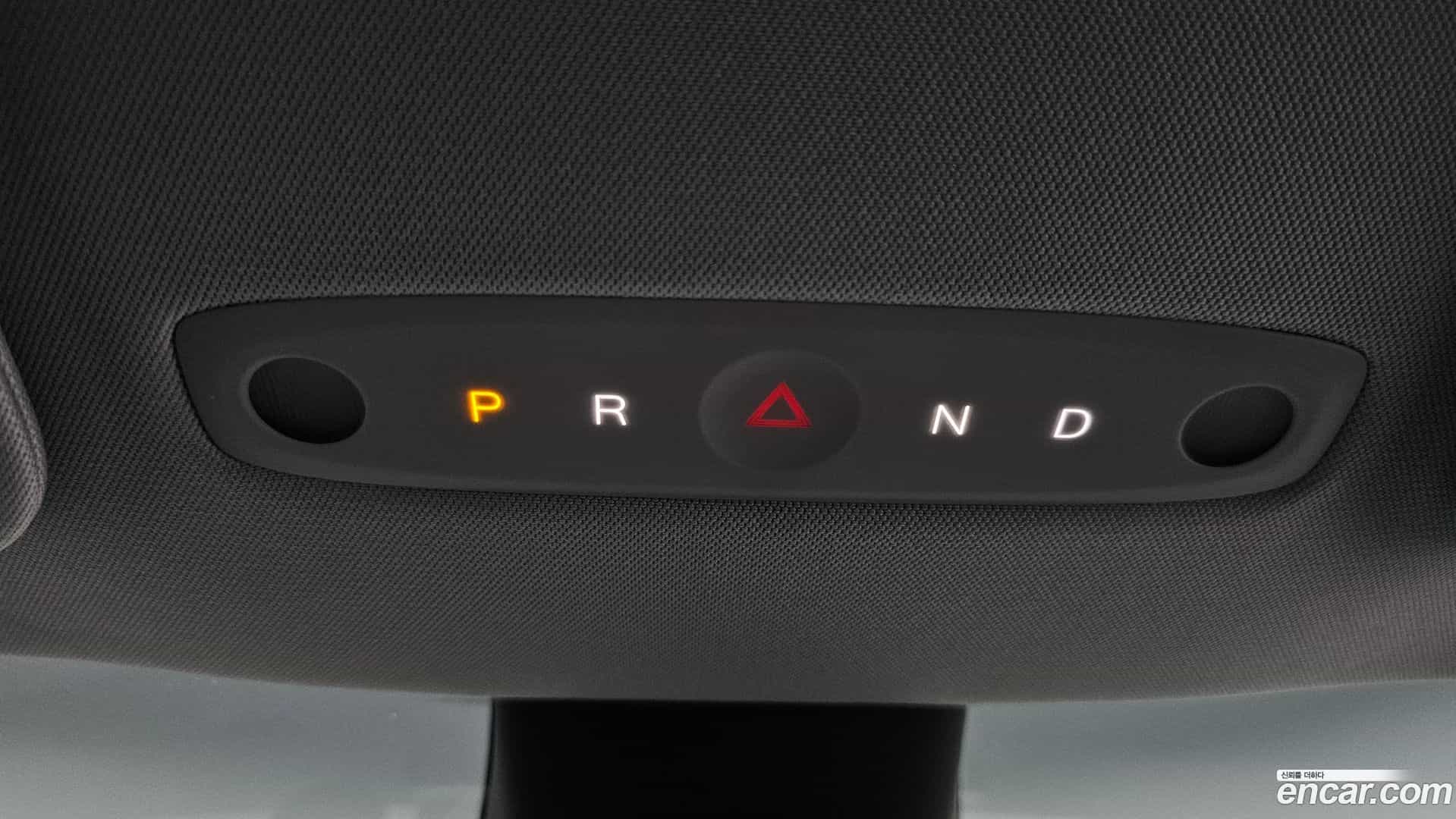 Model Y Tesla 2025.3-INNER-009