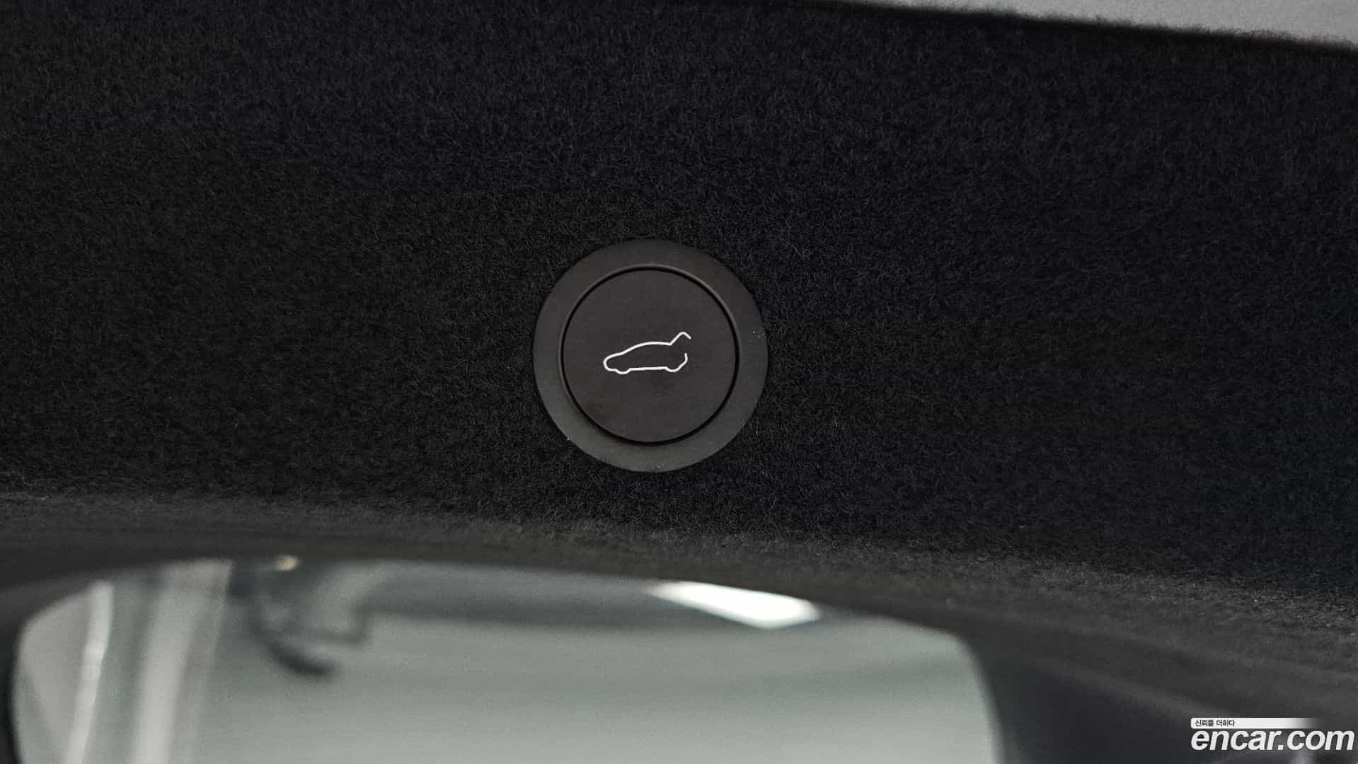 Model Y Tesla 2025.3-OPTION-044
