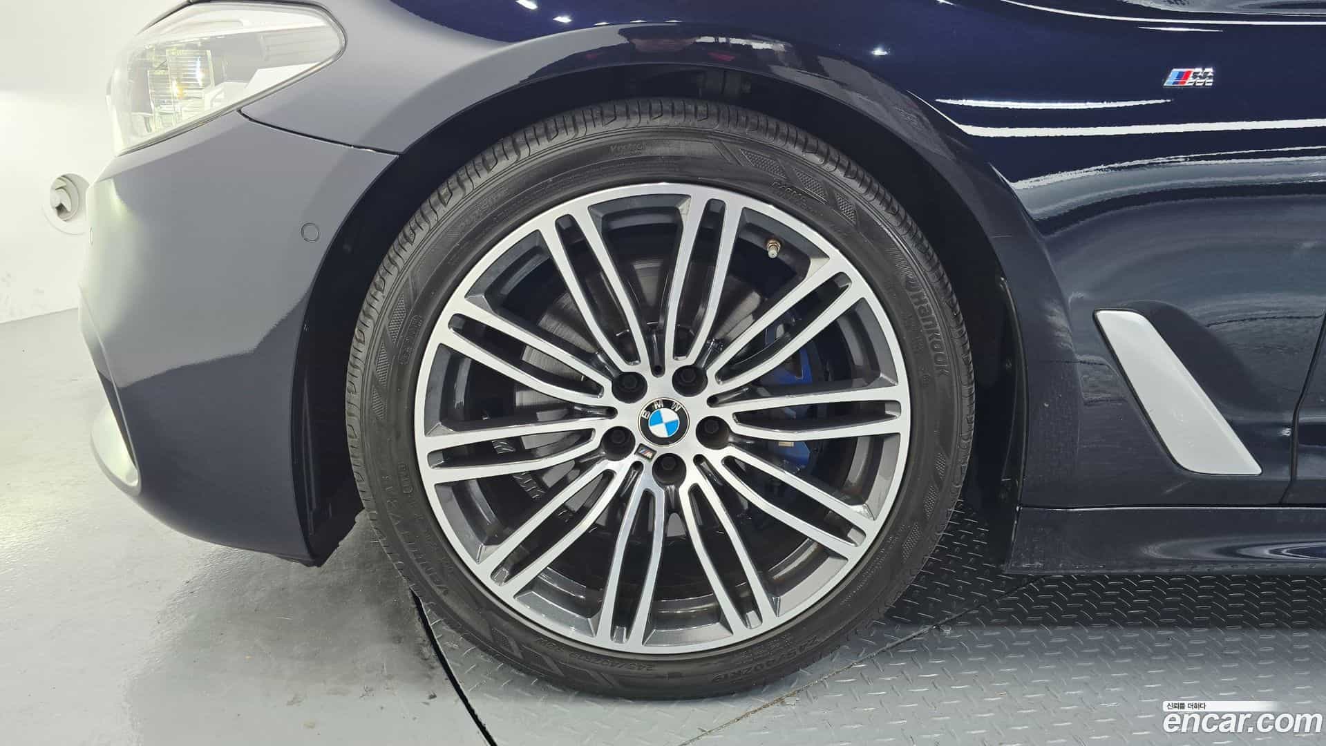 5-Series BMW 2019.5-OUTER-005