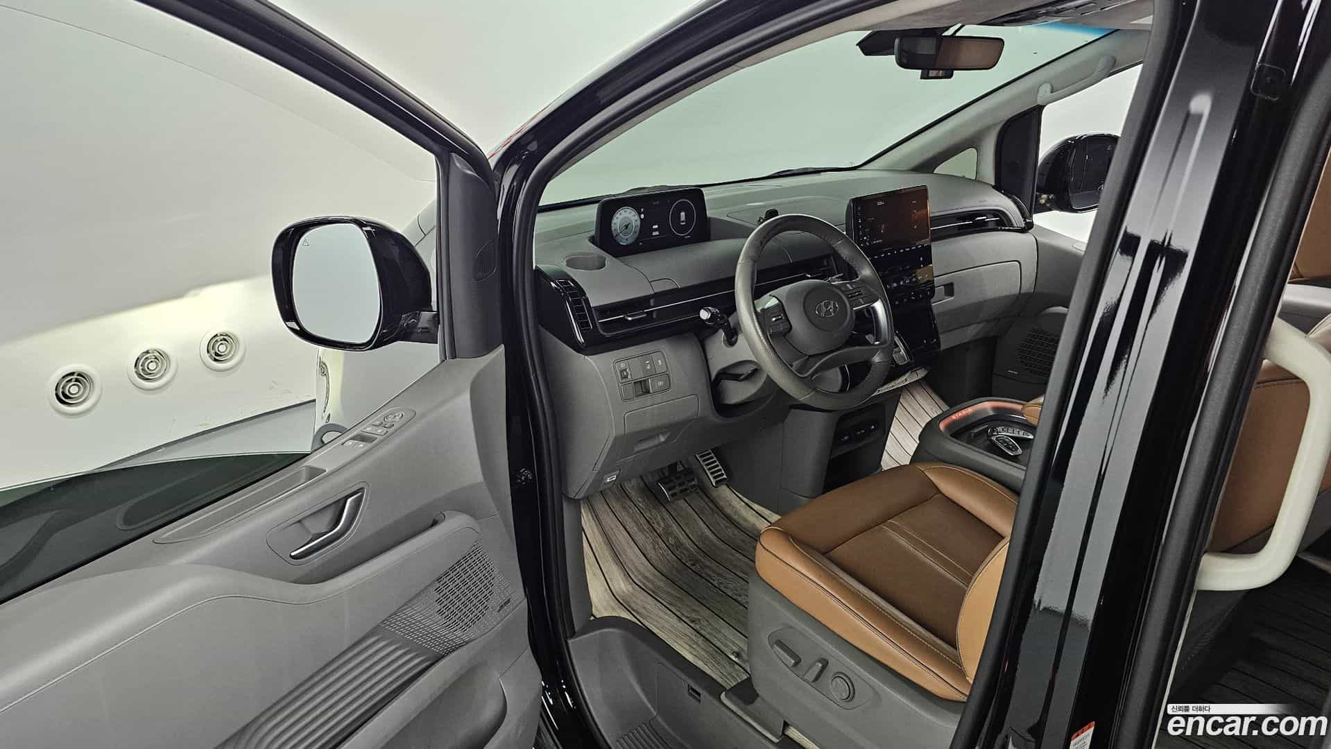 Staria Hyundai 2021.6-INNER-010