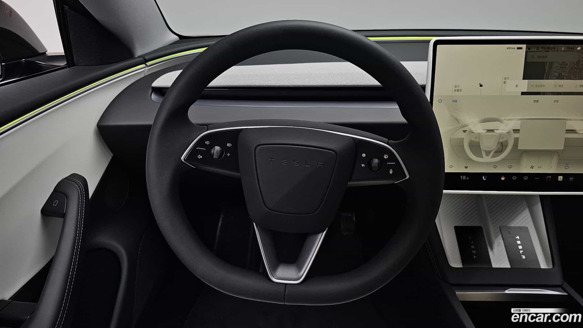 Model 3 Tesla 2024.4-OPTION-016