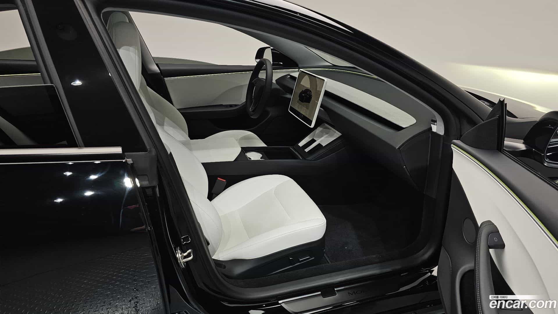 Model 3 Tesla 2024.4-INNER-036
